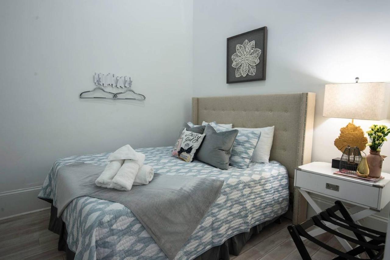 Five Br - Sleeps 10! Steps From French Quarter Villa New Orleans  Kültér fotó